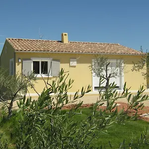 Le Jardin Des Tourterelles Hébergement de vacances Robion